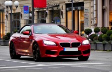 車のガラスコーティングにおすすめの方法や値段を紹介　イメージ