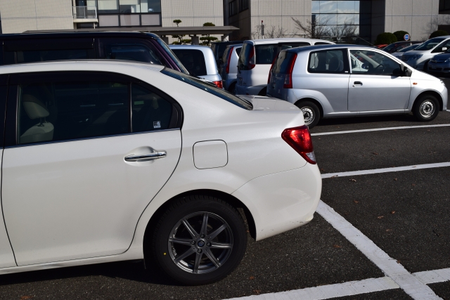 車から水漏れしているのはトラブル 原因と対応法を解説 ガラスコーティング大阪 横浜